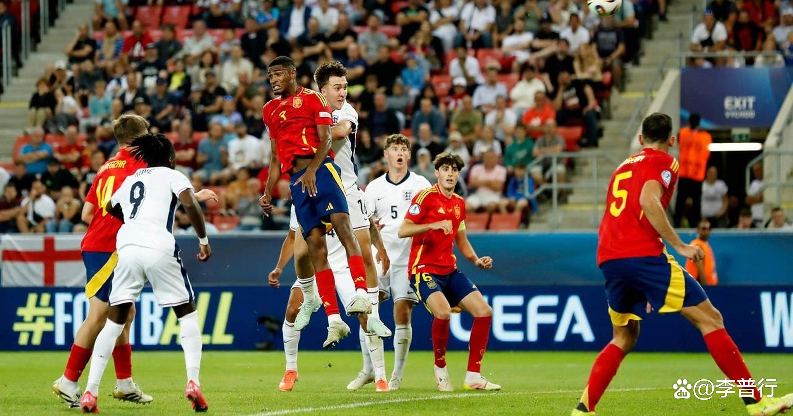 杏彩体育平台-英格兰队拼尽全力,取得宝贵胜利
