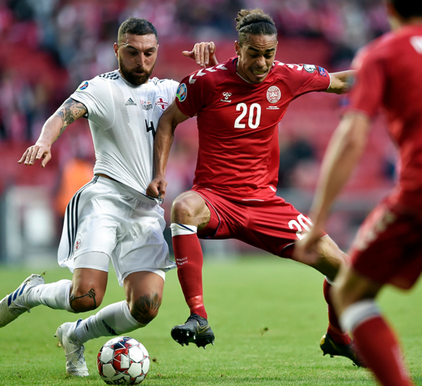 杏彩体育注册-格鲁吉亚客场击败斯洛文尼亚,卫冕加速发力的简单介绍