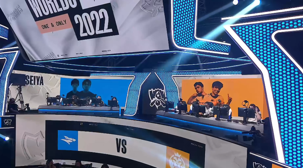 杏彩体育电竞-S赛现场最离谱一幕,主持人都忍不住笑了的简单介绍