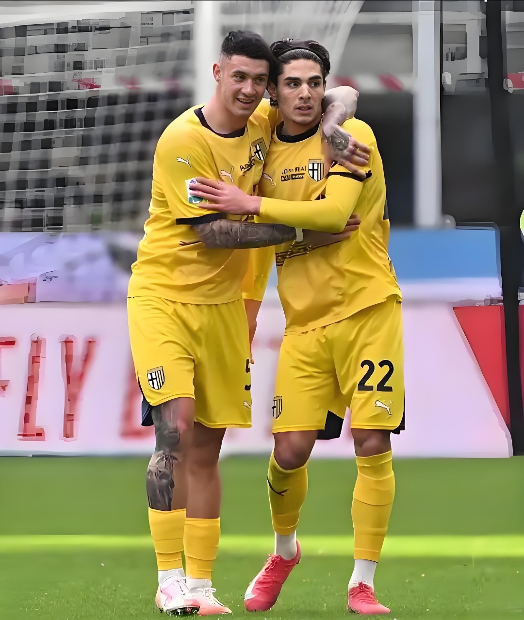 杏彩体育培训-包含维罗纳迎来意甲巨人国米,硬仗一触即发的词条