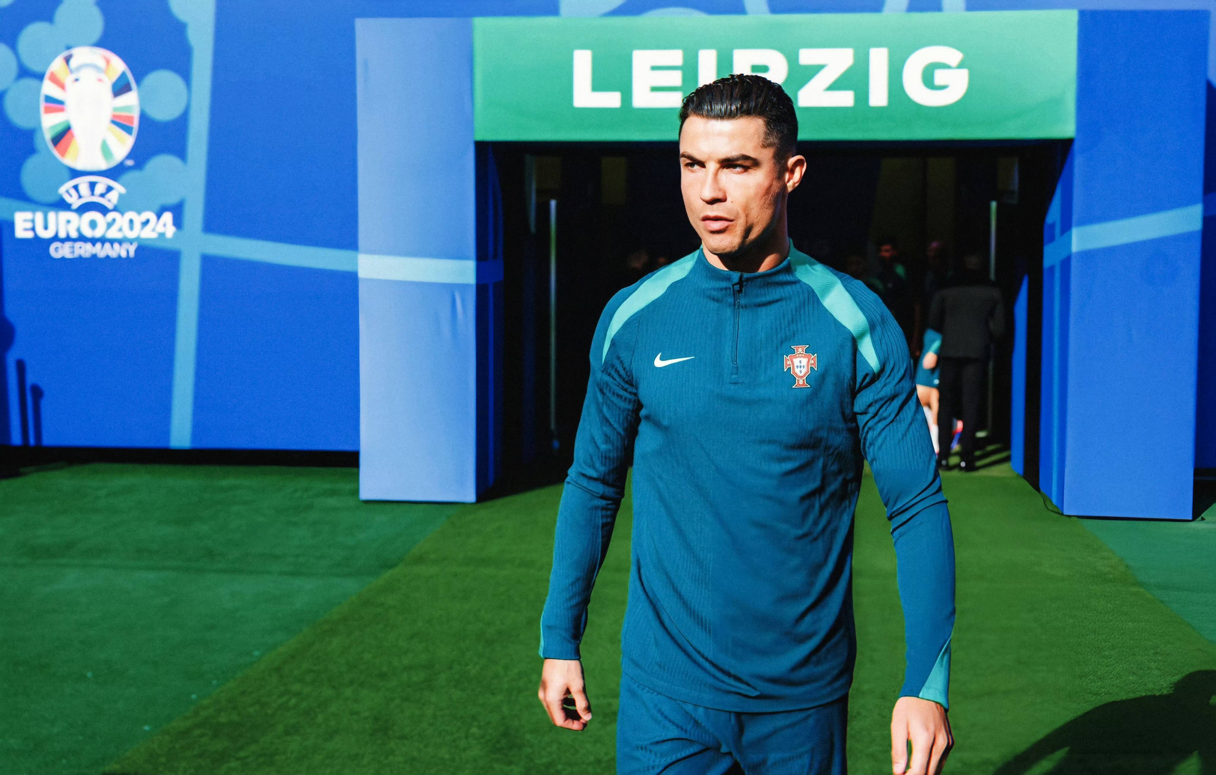 捷克国家队实现逆袭,杀入欧洲杯四强 捷克国家队实现逆袭,杀入欧洲杯四强